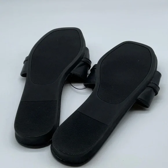 Juicy Couture gold tone chain embellished slide - Picture 9 of 9